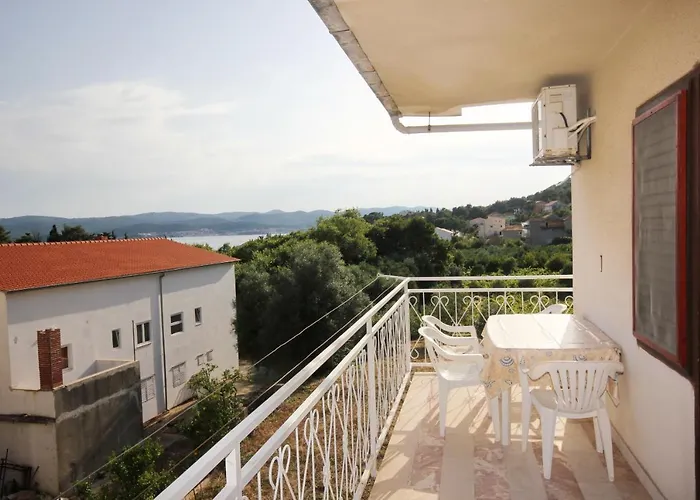 With Parking Space Orebic, Peljesac - 10256 オレビック