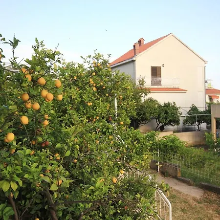 Apartments With Parking Space Orebic, Peljesac - 10256