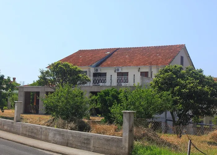 Apartments With Parking Space Orebic, Peljesac - 10256 Orebić