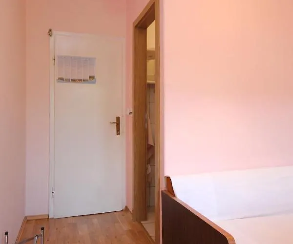 Apartments With Parking Space Orebic, Peljesac - 10256 * Orebić